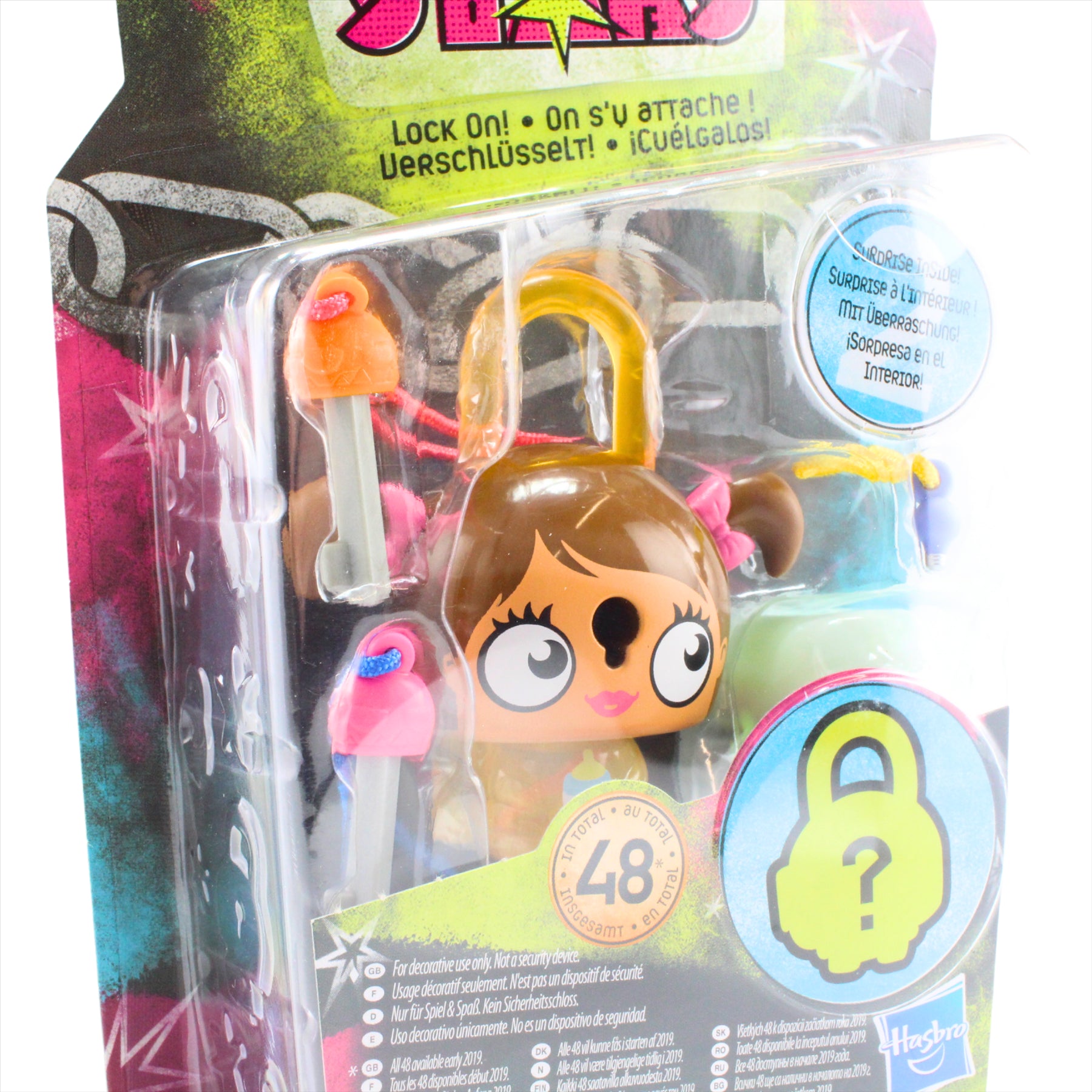 Lock Stars Series 2 Cavewoman Collectible Miniature 7cm Toy Figure Lock-On Clip with Accessories - Toptoys2u